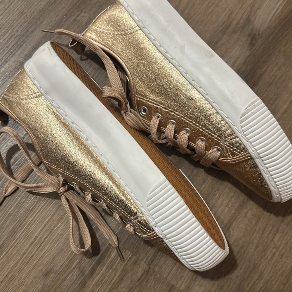 🌸DNA New York Sneakers🌸 - Picture 3 of 5